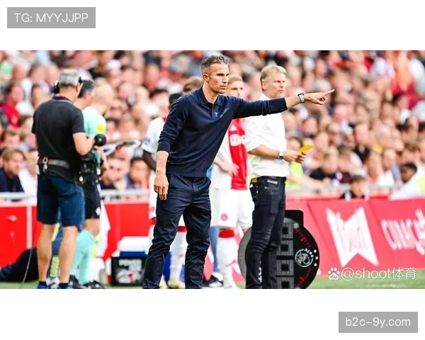 官方：荷兰传奇前锋范佩西将出任荷甲海牙俱乐部主教练